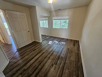 Wendy Lane Apartments - 3 — Photo 4