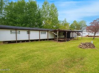 216 S Stringfield St, Atkinson, NC 28421