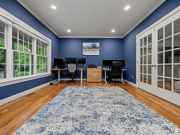 5th image of 38 Douglas Drive
