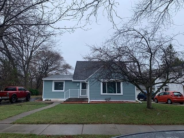 1st image of 6001 N Lydell Ave