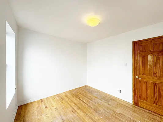 Rented by Pear NYC LLC | media 11