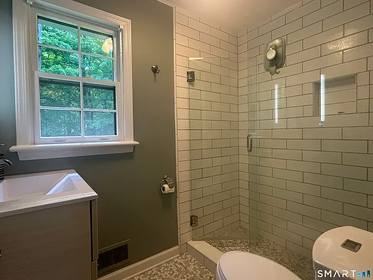 61 Bear Hill Rd — Photo 18