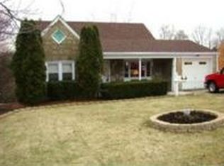 77 Hollow Haven Dr, Pittsburgh, PA