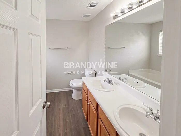 2074 Boatswain Dr — Photo 11