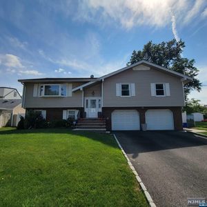 316 Cane St, Teaneck, NJ, 07666
