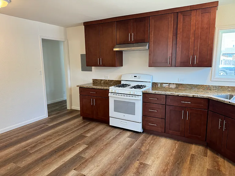 226 E Edmundson Ave #1 — Photo 6