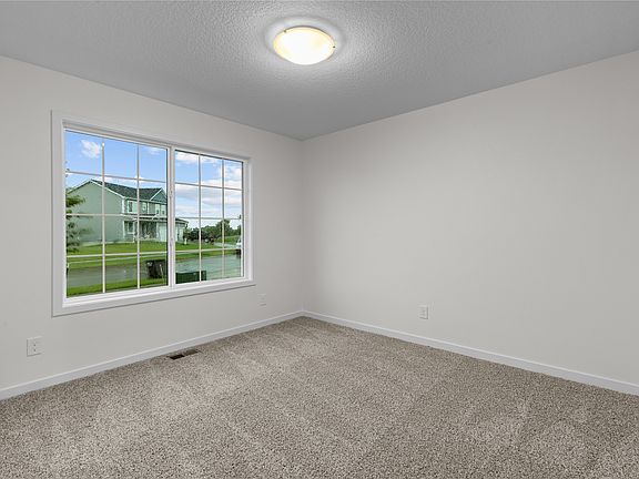 3rd image of 409 NE Madison Ave