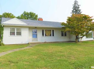 1002 W Walnut St, Jacksonville, IL 62650