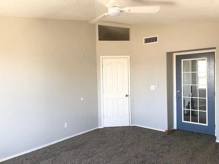 1515 N Nebraska St — Photo 39