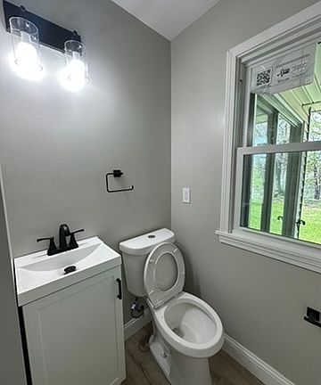 4th image of 20605 Hansen Rd