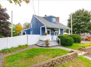 11 Beverly St, Methuen, MA 01844