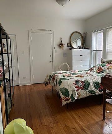 2nd image of 2949 W Fullerton Ave APT 3E