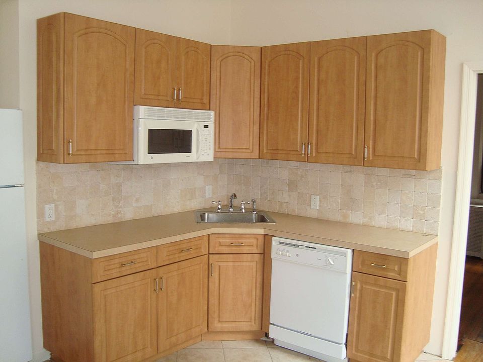 2nd image of 12 John St APT 8F
