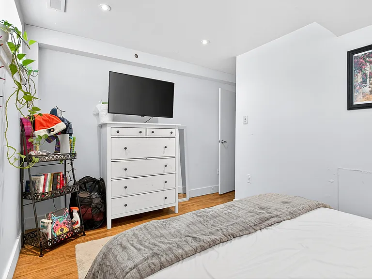 2213 Green St #A1 — Photo 11
