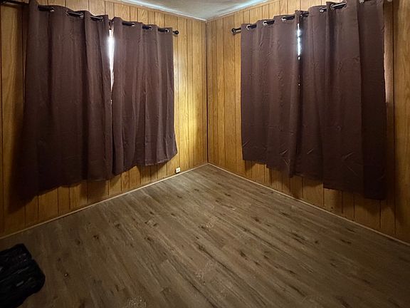 3rd image of 2501 45th Ave APT 7