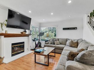 10727 Holly Meadows Dr, Santee, CA 92071