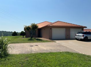 1040 Cinnamon Dr, Holts Summit, MO 65043