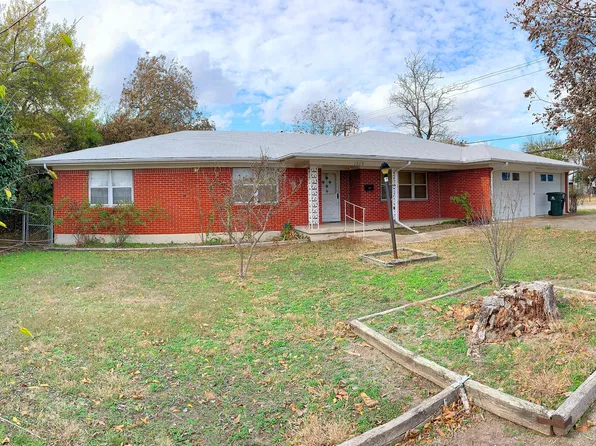 1202 S 51st St, Temple, TX 76504