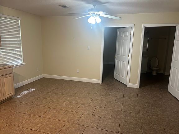 3rd image of 94 Cedar Place Cv #94