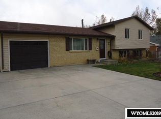 1356 Alpine St, Rock Springs, WY 82901