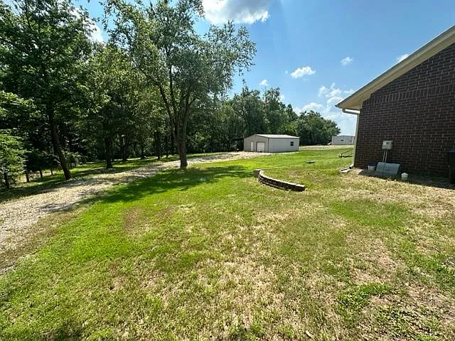 843 FM 2560 — Photo 28