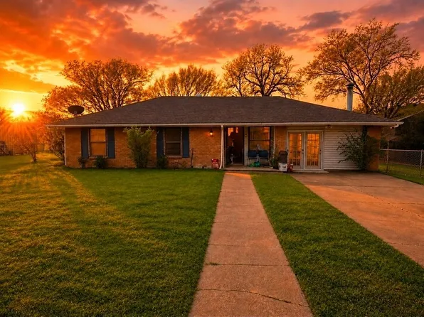 4378 Old Fort Worth Rd, Midlothian, TX 76065