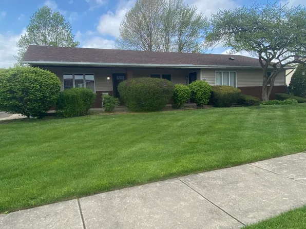 1548 Julie Dr #1544, Schererville, IN 46375