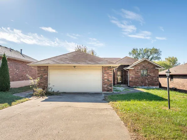 1502 E Mcclernon Street, Springfield, MO 65803