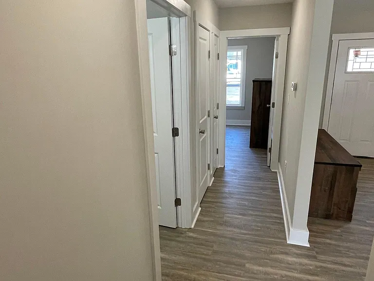 1308 S Main St — Photo 6