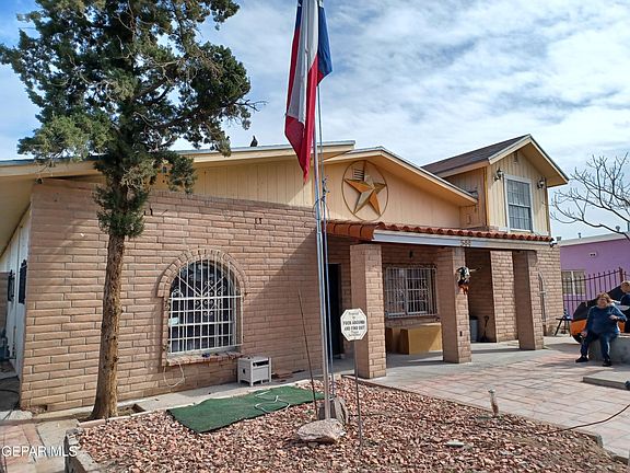 2nd image of 544 Barcelona Dr