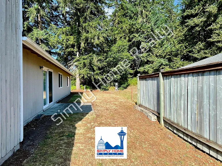 3 bed, 2.0 bath, 1234 sqft, $2,650 — Photo 22