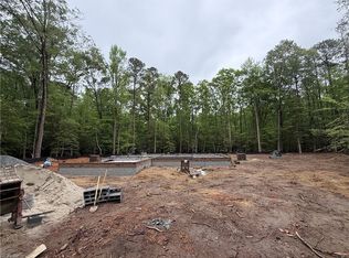 7639 Riverwatch Dr, Gloucester, VA 23061