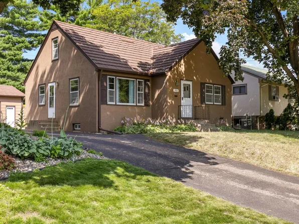 253 15th Ave N, South Saint Paul, MN 55075
