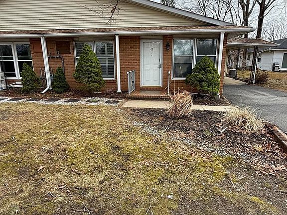 2nd image of 43 Magnolia Rd