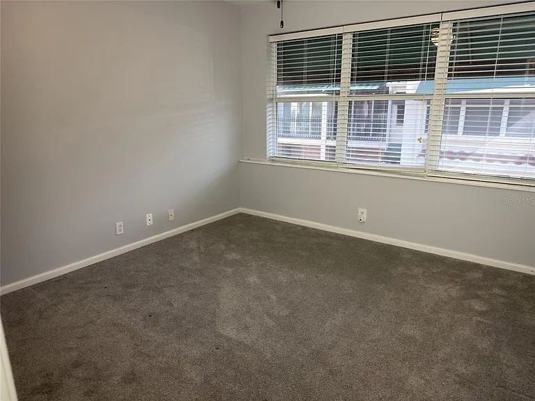 824 Padua Ln — Photo 18