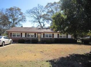 131 Lee Cir, Prattville, AL 36067