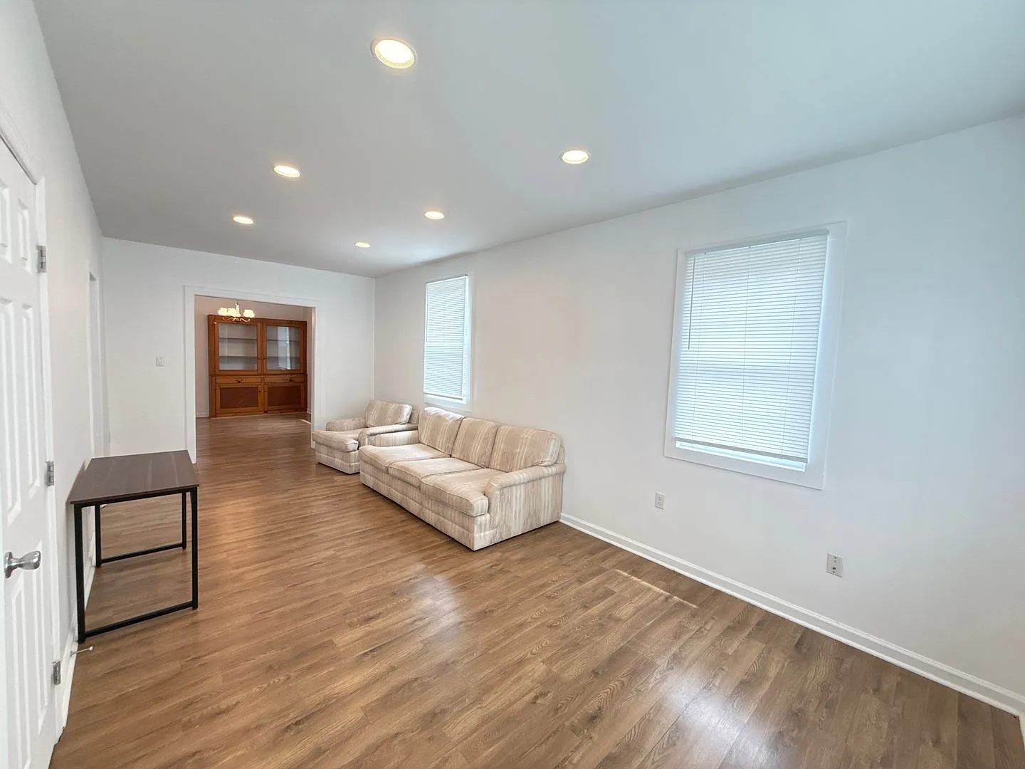Remodeled 2 bed/ 1 bath Home in Q-town — Photo 1