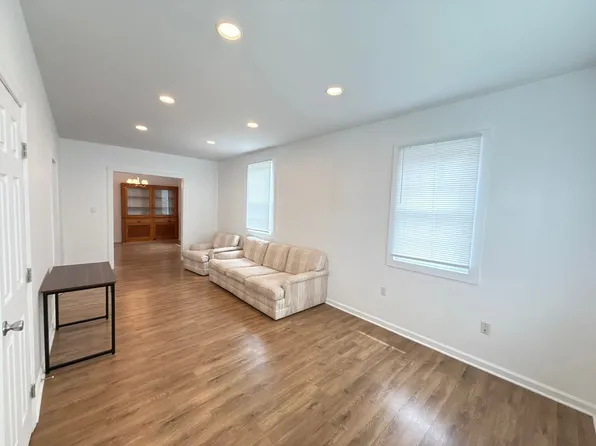 237 4th Ave, Quantico, VA 22134