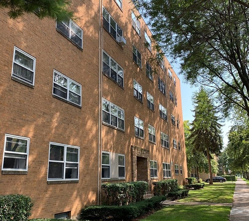 1st image of 6109 N Damen Ave APT 1B