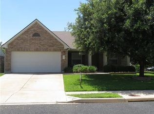 153 Justin Leonard Dr, Round Rock, TX 78664