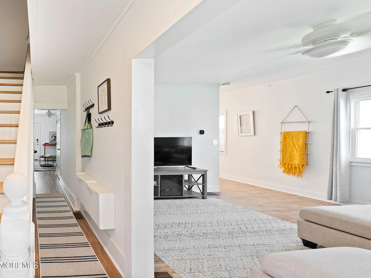 2 bed, 1.5 bath, 1276 sqft, $3,900 — Photo 4