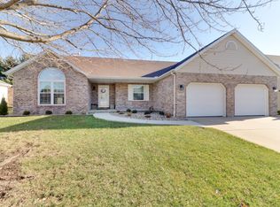 1616 Brougham St, Normal, IL 61761