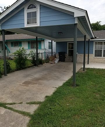 3rd image of 411 Fridell St