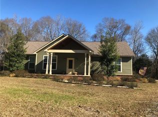 946 Fort Deposit Rd, Fort Deposit, AL 36032