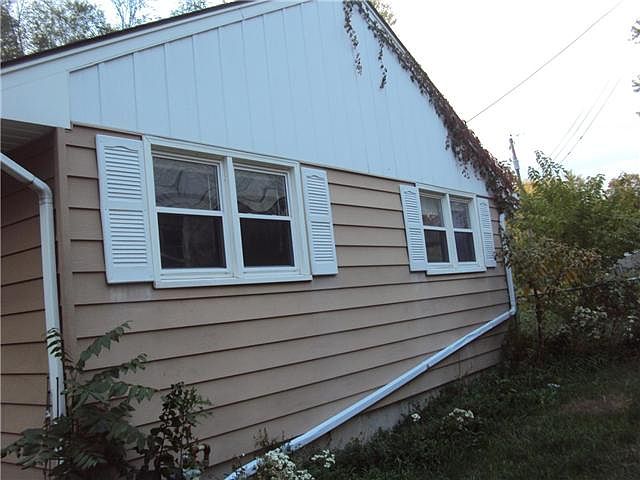 2nd image of 18 NW 79th St