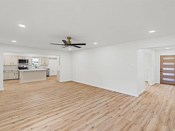 4th image of 5208 Stonewall St