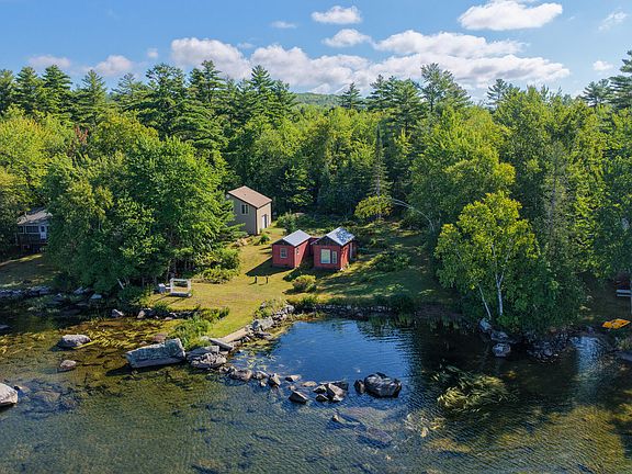 4th image of 579 Phinney Farm Road