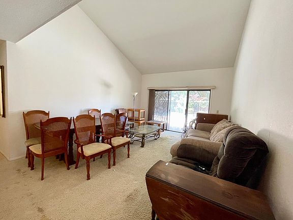 4th image of 838 E Catalina Cir