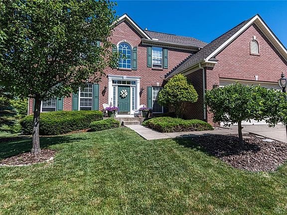 2nd image of 2524 Muirfield Dr