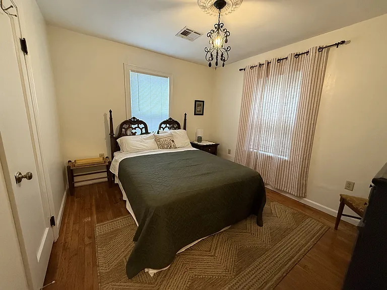 2710 S Washington St — Photo 7